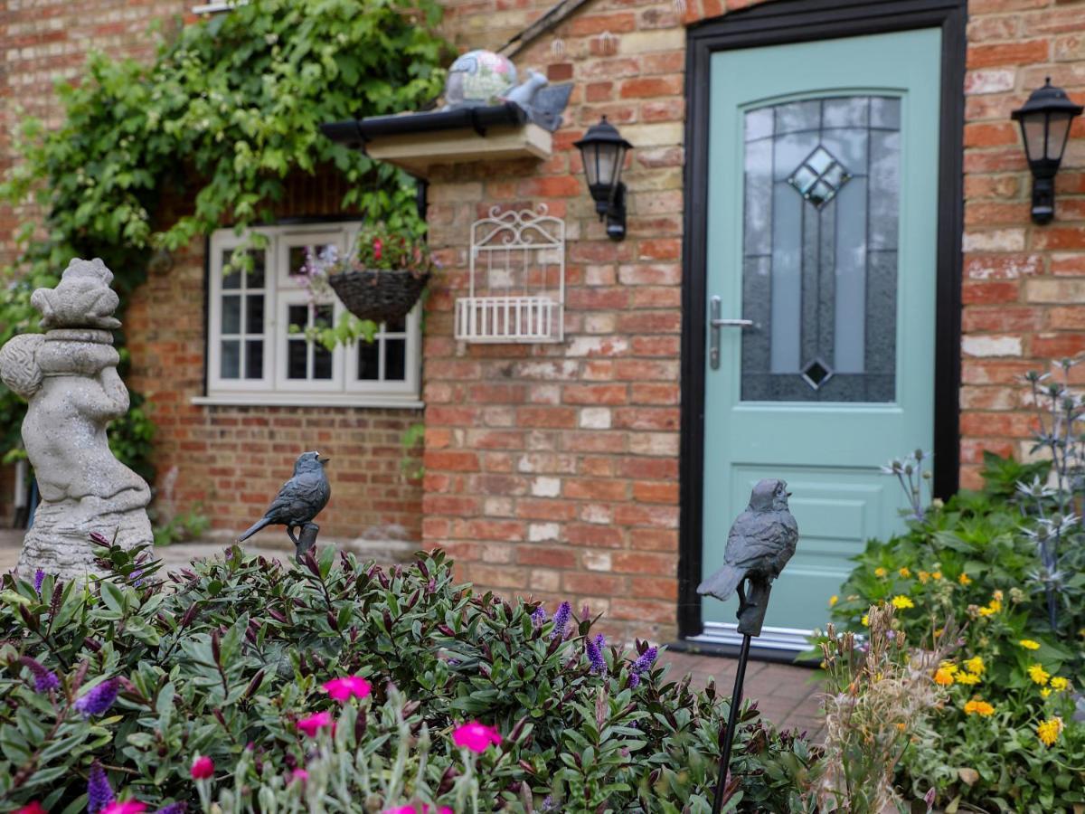 Woodleys Cottage Woburn Sands Extérieur photo